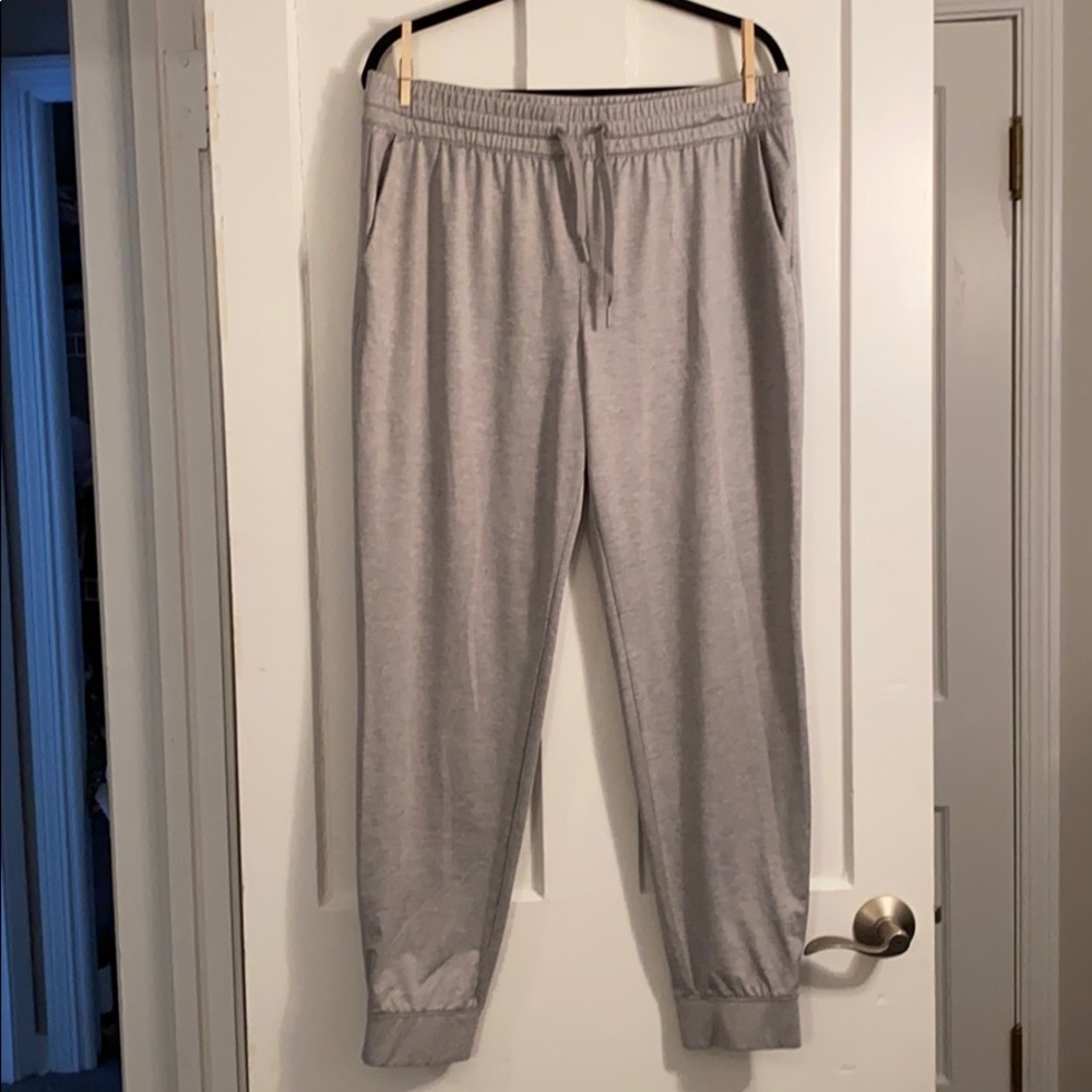 NWOT • Adidas women’s joggers